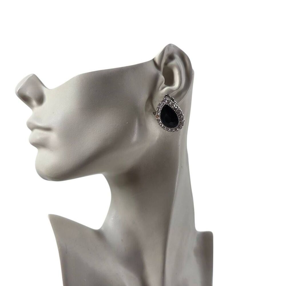Vintage Black Teardrop Rhinestone Clip-On Earrings | Silver Tone